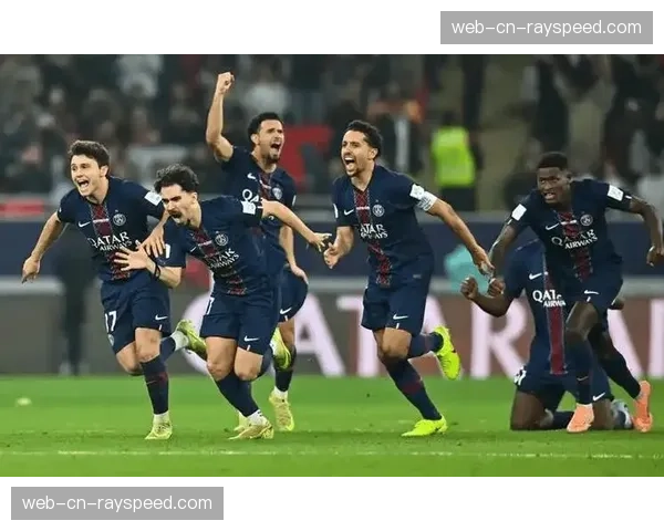 战术复盘：巴黎圣日耳曼的高位压迫如何被勒沃库森的快速转换击溃